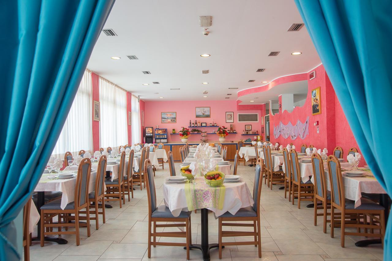 Hotel Tivoli Misano Adriatico Luaran gambar