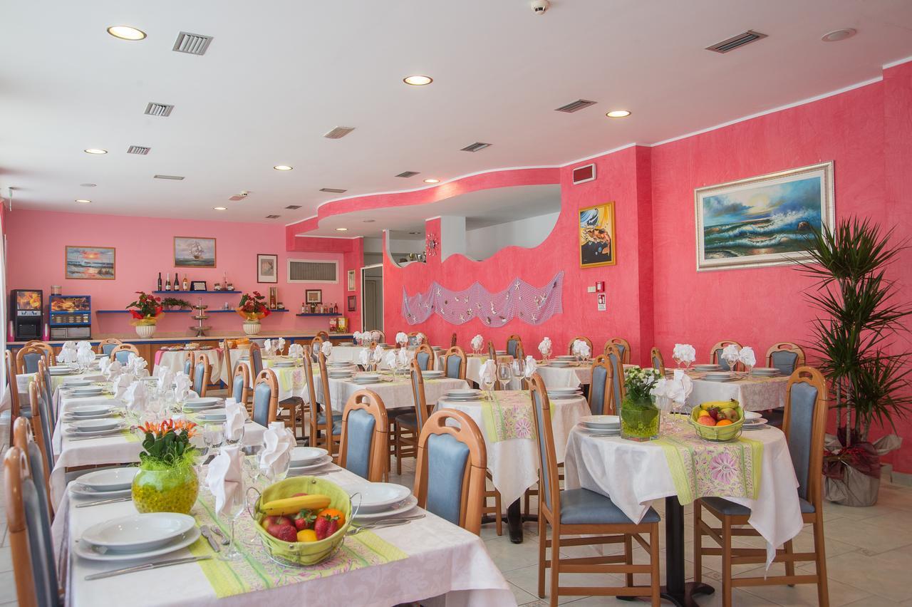 Hotel Tivoli Misano Adriatico Luaran gambar
